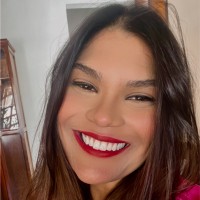 Natália Lopes Caixeta