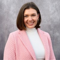 Emma Buchman, Ains