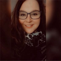 Julia Frings