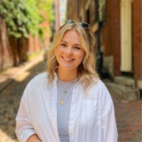 Holly Rooney, Ma
