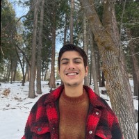 Aidan Ruiz, Ches