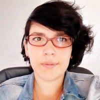 Milica Helajzen