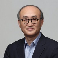 박흥균