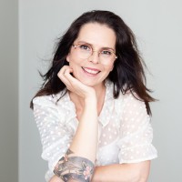 Linda Van Den Berg