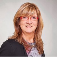 Sabine Schnell