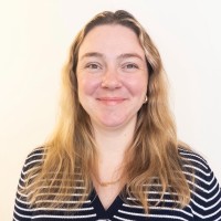 Phoebe Knox