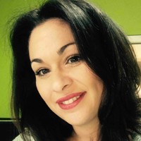 Catia De Oliveira
