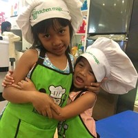 Gendis dan gladys Chanel