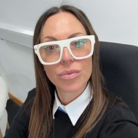 Claire Reeves