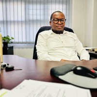 Andile Majola (ca)sa