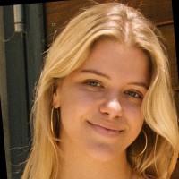 Nina Adams