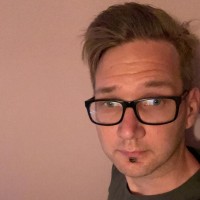 Mikael Lindroth
