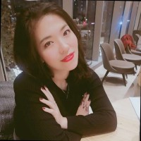Winnie Zhong