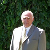 Bruce Jones