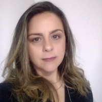 Fabiane Bastos