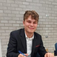 Dylan Van Beek