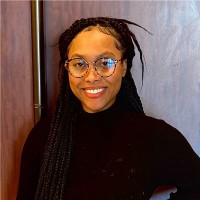 Caché Lewis
