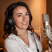 Portuguese Voice Over Cátia Castro