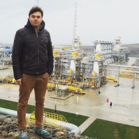 Дмитрий Глухов