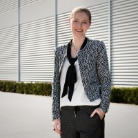 Aline J.
