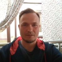 Олег Вихров