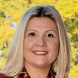 Mariana Valdes
