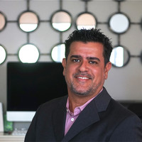 Héctor H. Hernández