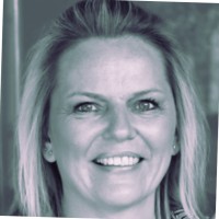 Louise Thomas