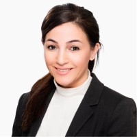 Narineh Esmaeilian, Ains