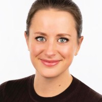 Angela Lang