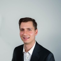Tomas Kovalcik, Pe