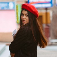 Яна Красова