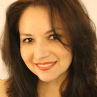 Irais Valenzuela
