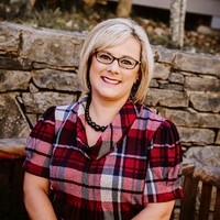 Lori Deloach