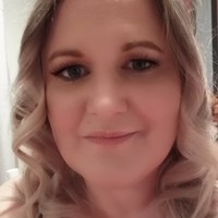 Suzanne Smith