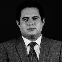 César Flores Gálvez