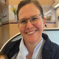 Dr. Claudia Fuchs