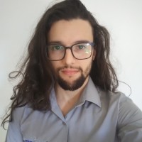 Vinícius Santos Pereira