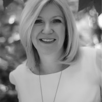 Gillian Naude