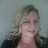 Karrie Holden