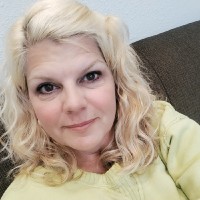 Julie Schreffler
