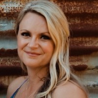 Jennifer Jones, Ckd