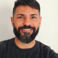 Adrián García