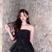 Gloria Moon