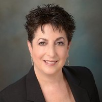 Robyn Goldowski