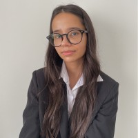 Lurian Souza Vieira Moura
