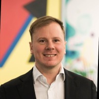 Tom Larsen