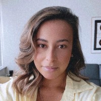 Aura J Guerrero C
