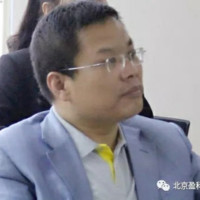 白律师