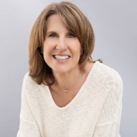 Julie Gilmore, Cmp